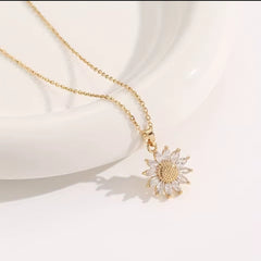 Dazzling Sunflower Gift Set for Her – Jewelry Box with Crystal Pendant Necklace